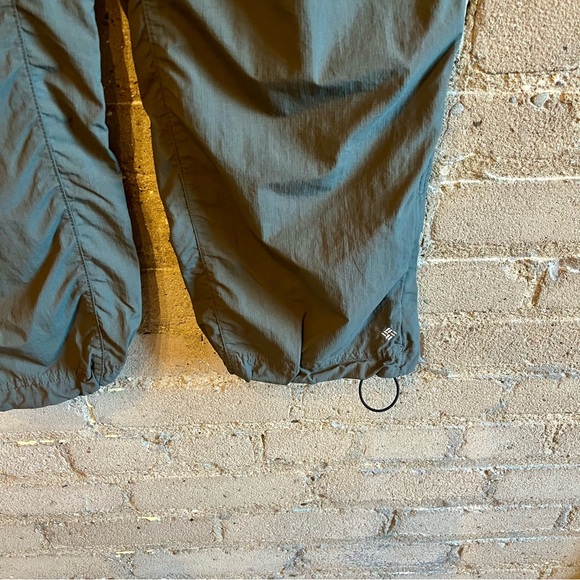 Columbia Women's Silver Ridge Convertible Pant - Size 10 Short - Picture 2 of 9